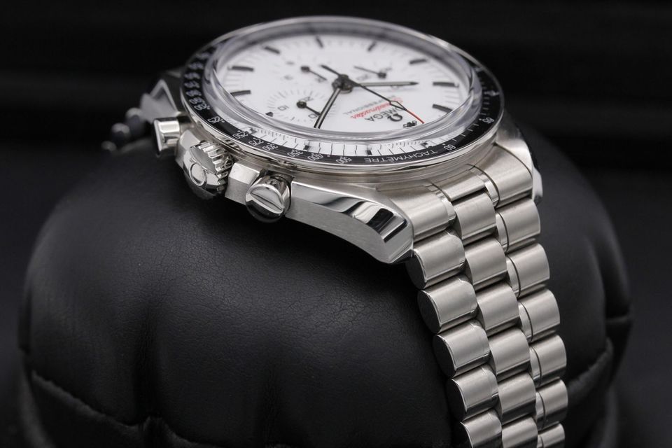 Omega Speedmaster Moonwatch Professional 310.30.42.50.04.001 Image 4